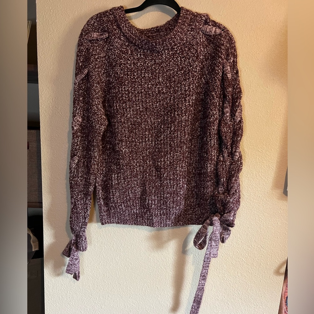 Maroon Heathered Sweater with Tie Sleeve Detail - size L